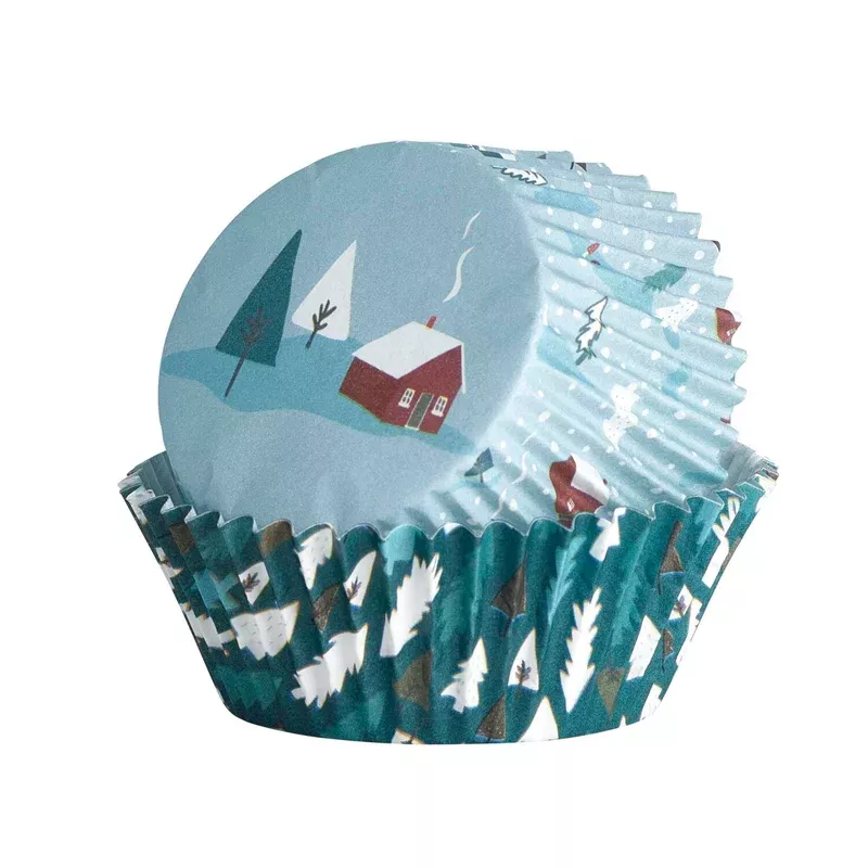 60-winter-cabin-cupcake-cases 60 Winter Cabin Cupcake Cases