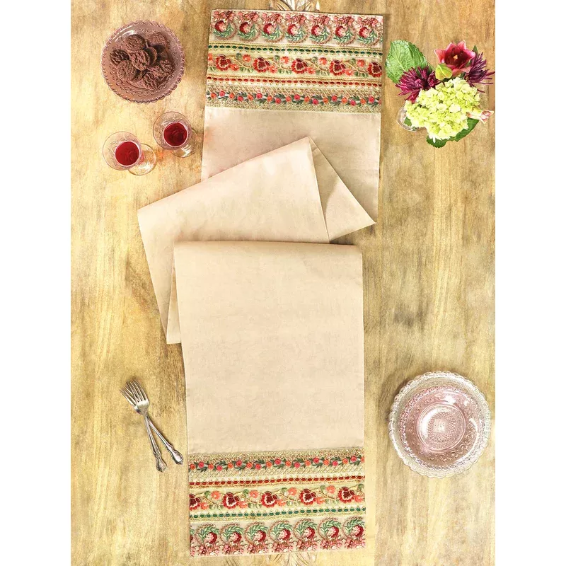 APRIL CORNELL RUNNER BEL CANTO VICTORIAN CHRISTMAS
