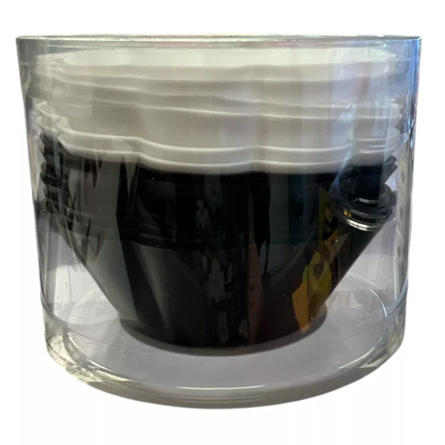 B&W Silicone Scalloped Cupcake Liners, 12 ct.