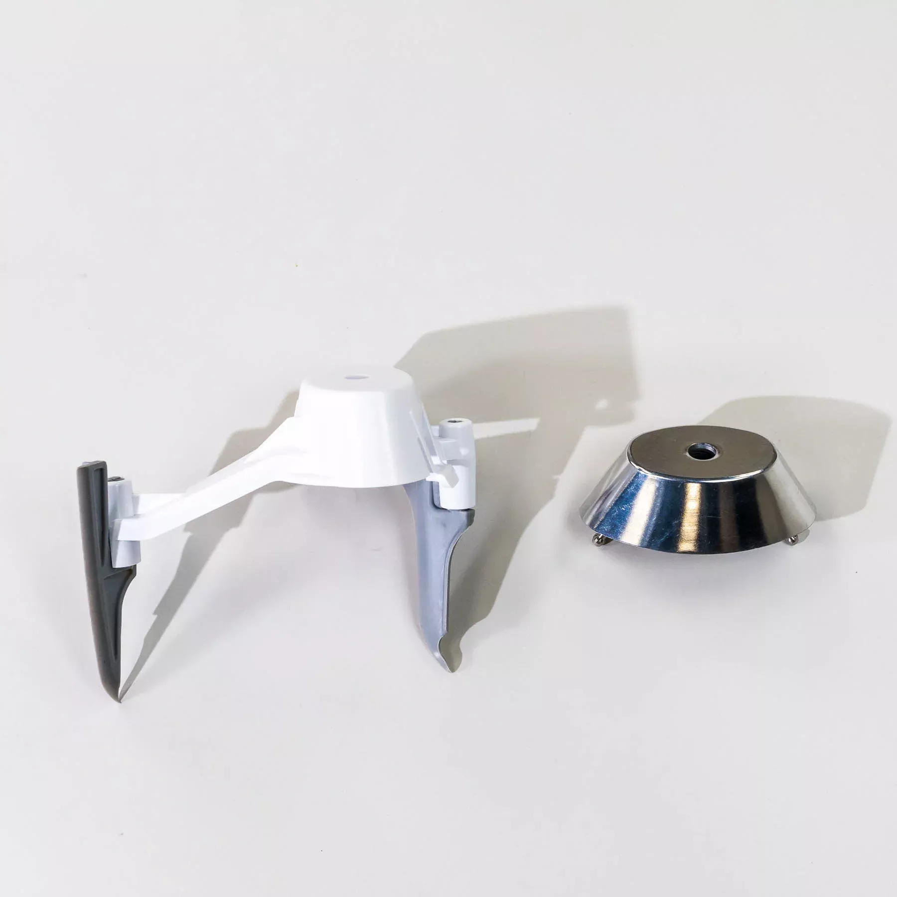 bowl-scraper-with-metal-driver Bowl Scraper with Metal Driver