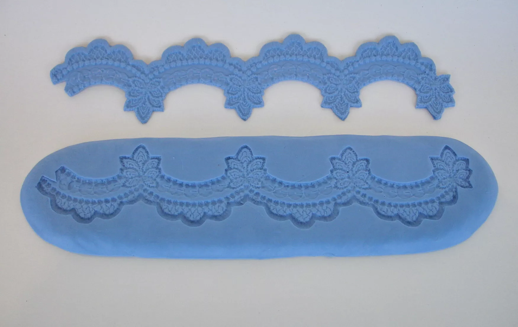 compound-scallop-border-9-x-1-5-8-44-1030 Compound Scallop Border 9" x 1-5/8"(44-1030)