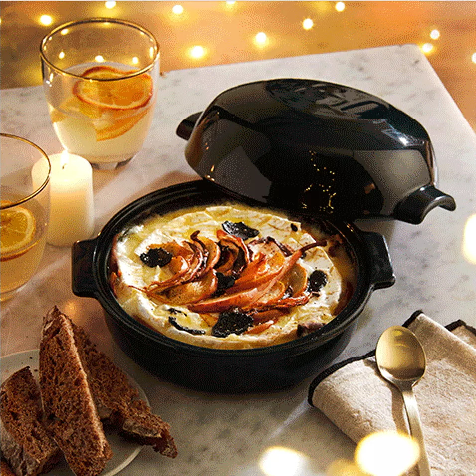 emile-henry-cheese-baker-charcoal Emile Henry Cheese Baker: Charcoal