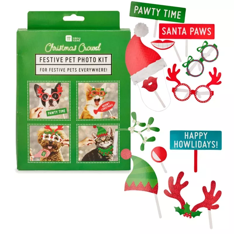 festive-pet-photo-kit Festive Pet Photo Kit