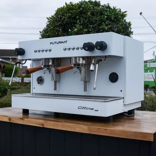 futurmat-ottima-2-0-coffee-machine-white-as-new Futurmat Ottima 2.0 Coffee Machine – White – As New