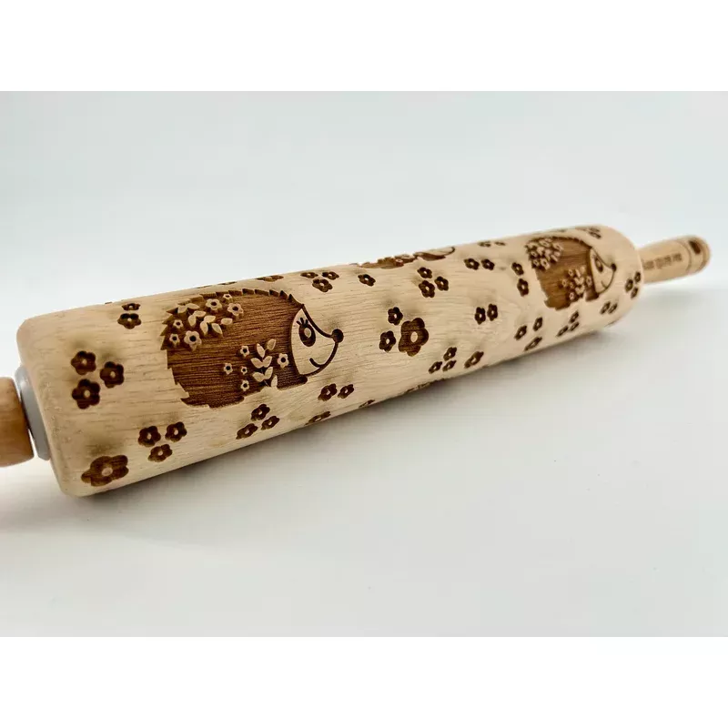 hedgehog-embossed-rolling-pin-baking-pottery Hedgehog Embossed Rolling Pin for Baking & Pottery