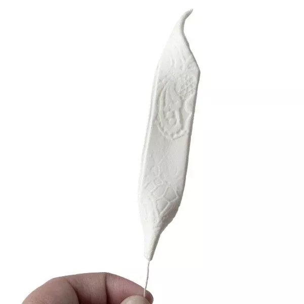 large-ribbon-tail-lace-embossed Large Ribbon Tail - Lace Embossed