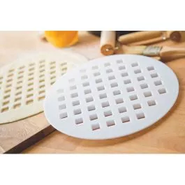 lattice-pie-cutter Lattice Pie Cutter