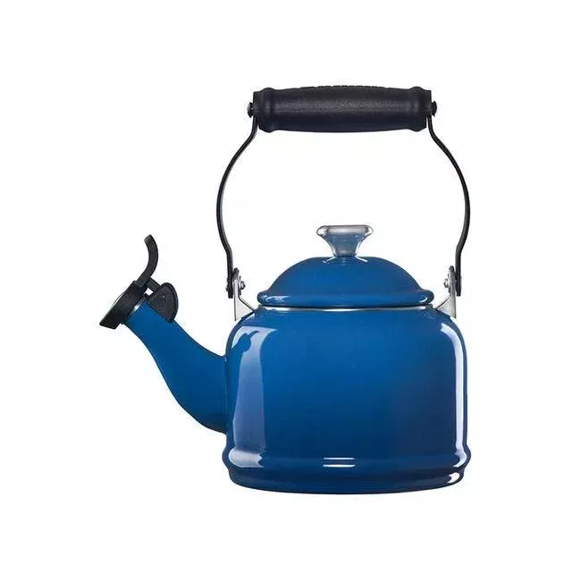 le-creuset-kettle-demi-marseille Le Creuset Kettle: Demi, Marseille