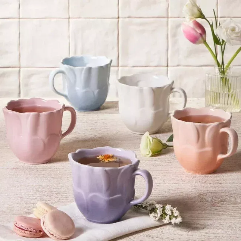 le-creuset-petal-mug Le Creuset Petal Mug
