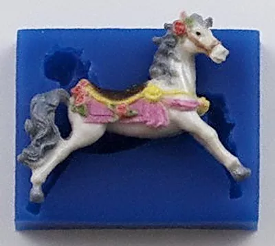 mini-fantasy-horse-by-first-impressions-molds-a227 Mini Fantasy Horse by First Impressions Molds (A227)