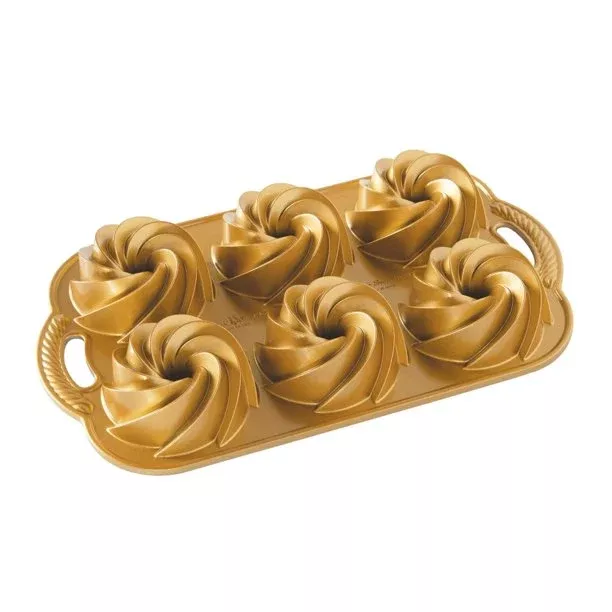 Nordic Ware Heritage Bundt Cake Pan