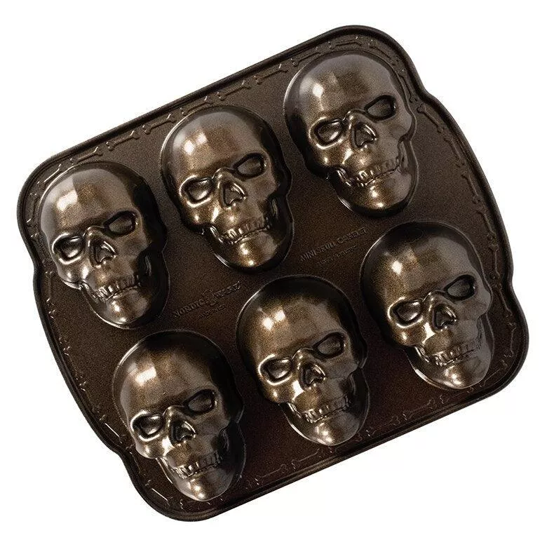 nordicware-cakelet-pan-haunted-skull NordicWare Cakelet Pan: Haunted Skull