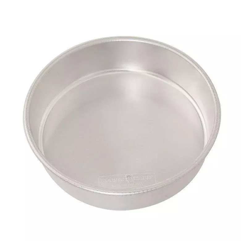 NordicWare Round Cake Pan:9"
