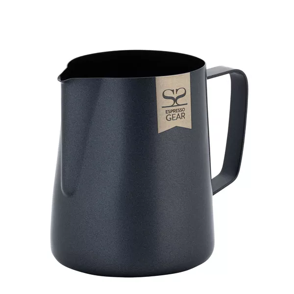 pitcher-black600ml-espresso-gear Pitcher Black600ml -Espresso Gear