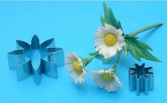 PME Small Daisy Cutter Set / 2