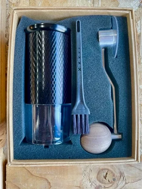 portable-coffee-grinder Portable Coffee Grinder