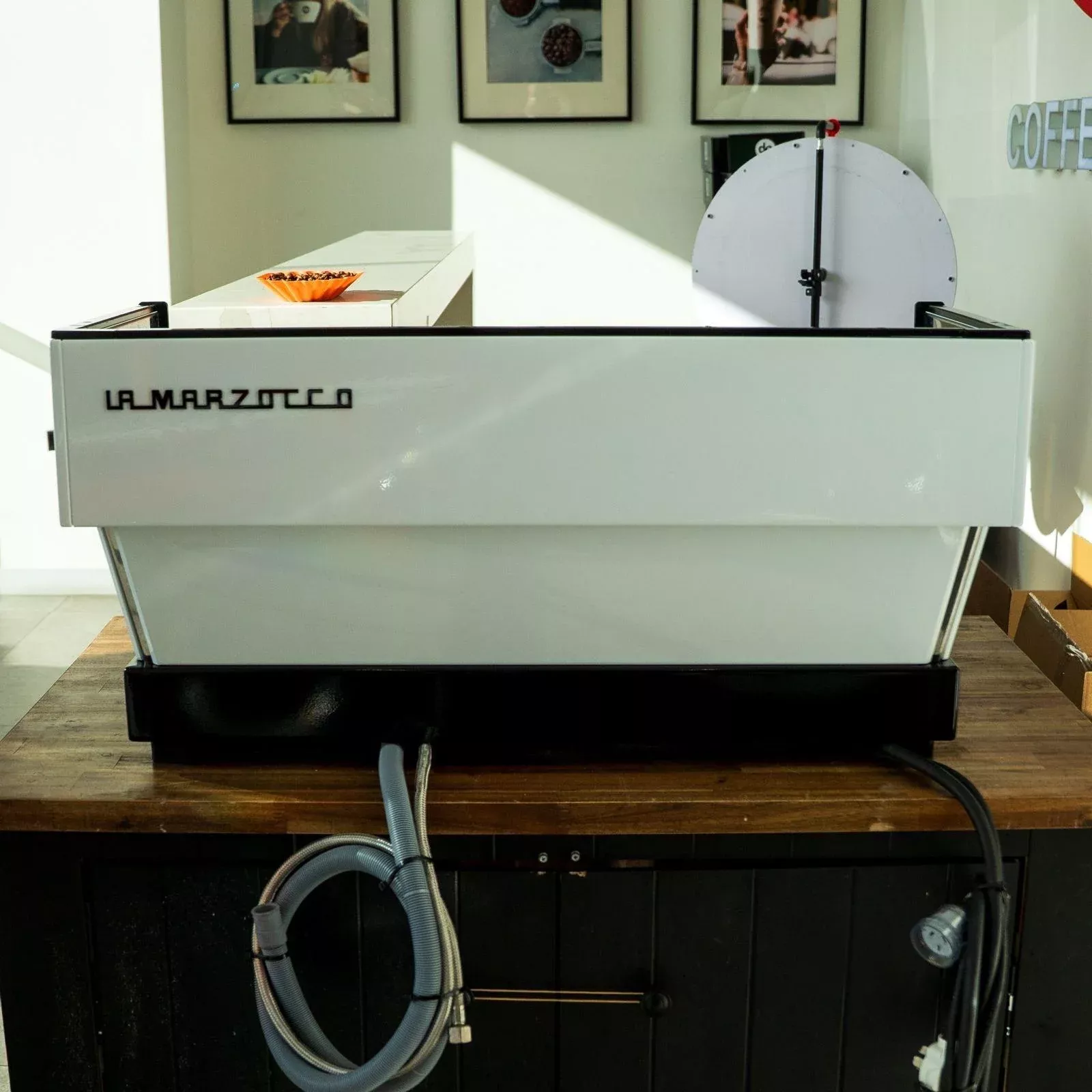 pre-loved-3-group-la-marzocco-linea-av-tall-cup-in-white Pre Loved 3 Group La Marzocco Linea AV Tall Cup In White