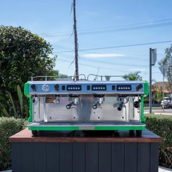 pre-loved-hulk-green-3-group-expobar-ruggero-coffee-machine Pre Loved Hulk Green 3 Group Expobar Ruggero Coffee Machine