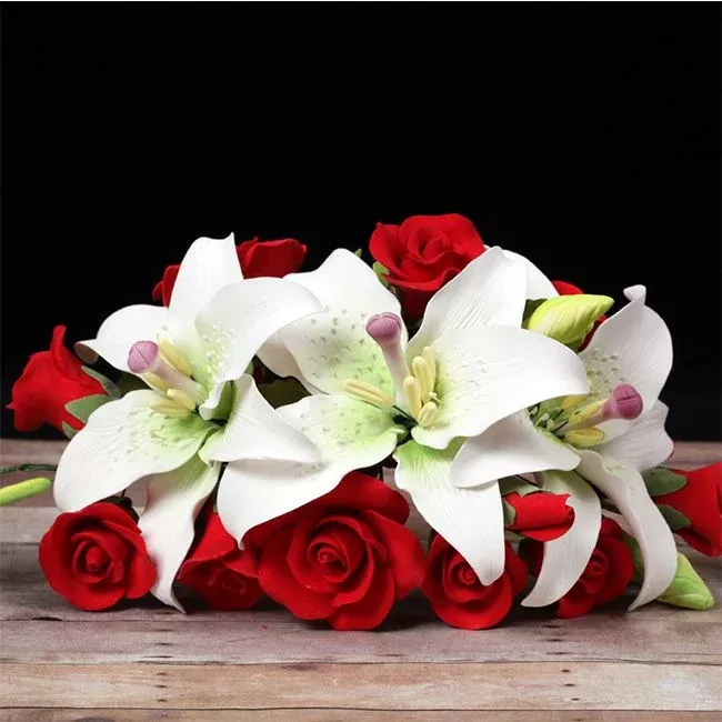 rose-casablanca-lily-crescent-sprays Rose & Casablanca Lily Crescent Sprays
