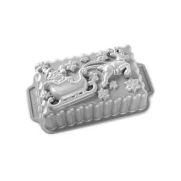 santa-sleigh-loaf-baking-pan Santa Sleigh Loaf Baking Pan