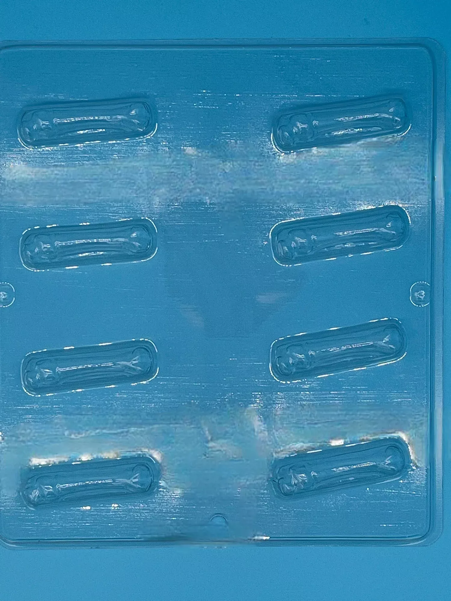 small-human-bone-chocolate-mold Small Human Bone Chocolate Mold