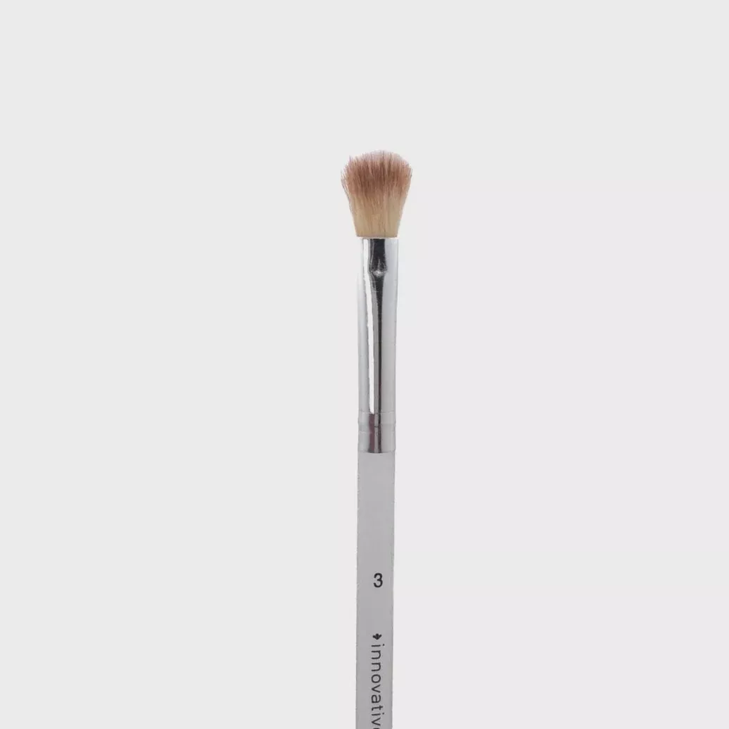 Small Oval Fluffy Brush