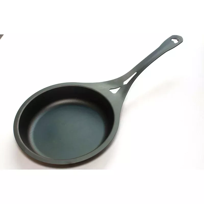 solidteknics-8-inch-long-handle-skillet Solidteknics 8-inch Long Handle Skillet