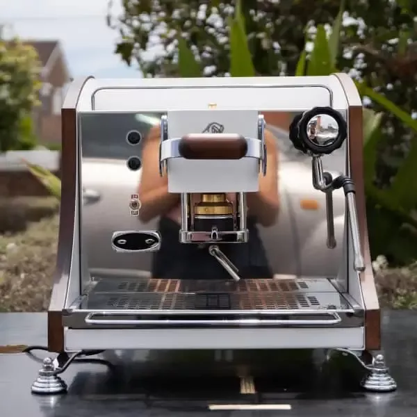 stunning-automatic-ese-italian-pod-commercial-coffee-machine Stunning Automatic ESE Italian POD Commercial Coffee Machine