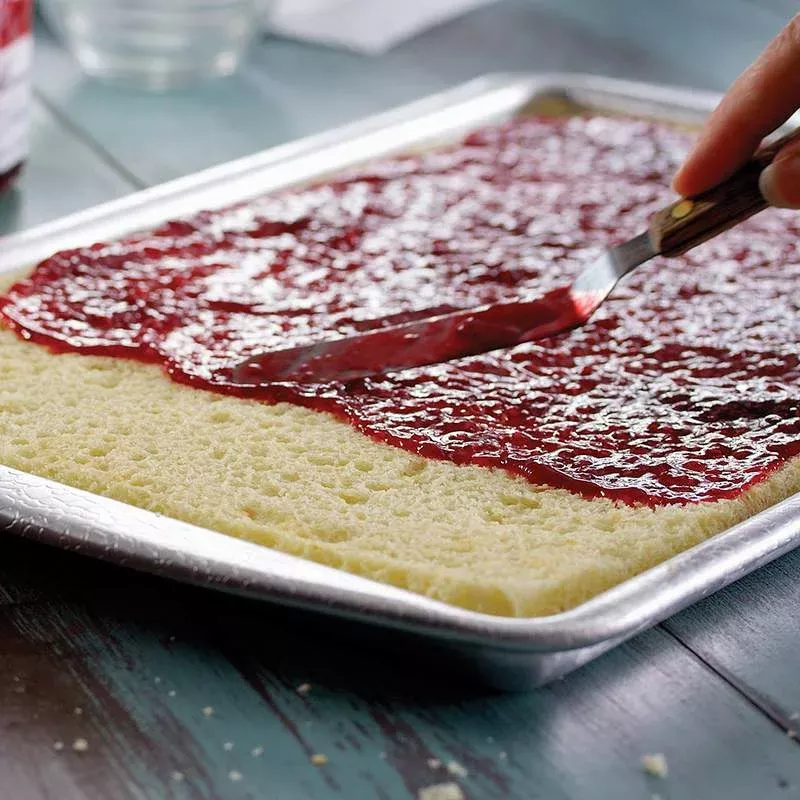 textured-jelly-roll-pan Textured Jelly Roll Pan