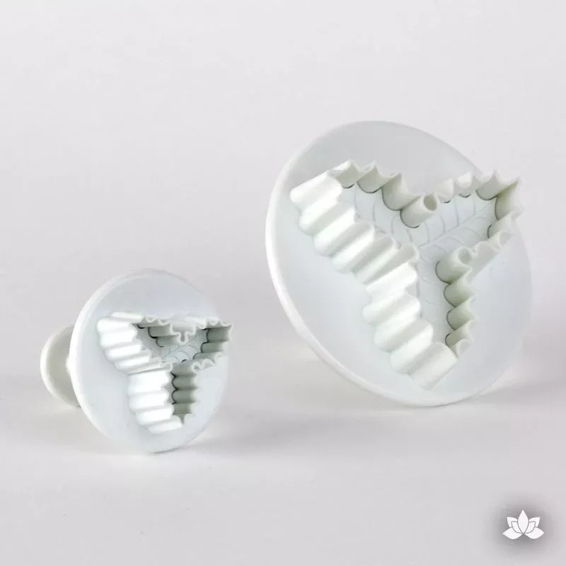 Three Leaf Holly Plunger Cutter Set