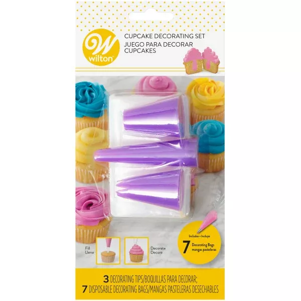 wilton-cupcake-decorating-set-disposable-piping-bags Wilton Cupcake Decorating Set – and Disposable Piping Bags