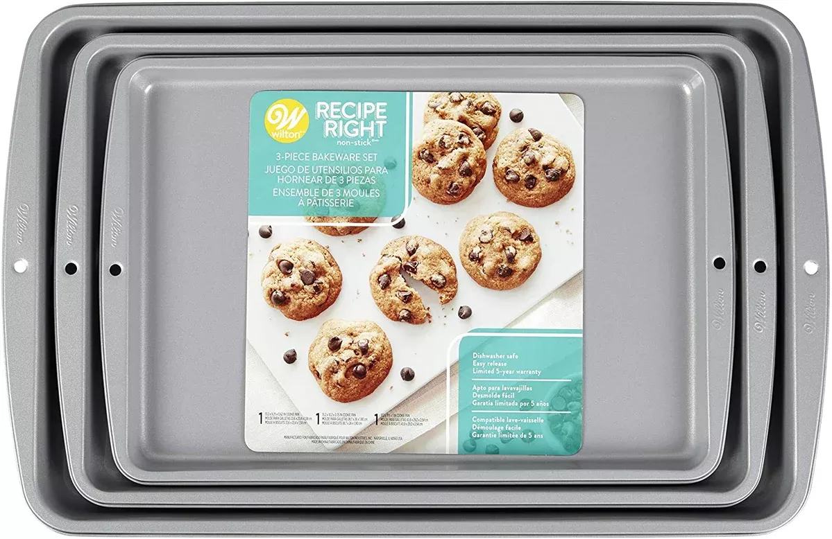 wilton-recipe-right-non-stick-cookie-sheet-set-3-piece Wilton Recipe Right Non-Stick Cookie Sheet Set, 3-Piece