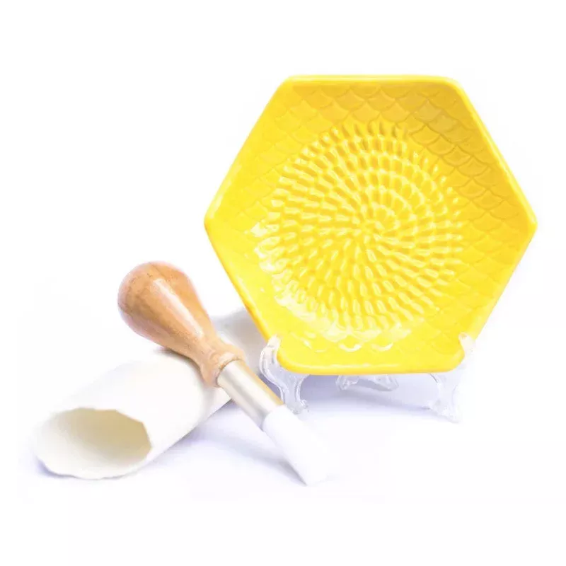 yellow-grate-plate Yellow Grate Plate